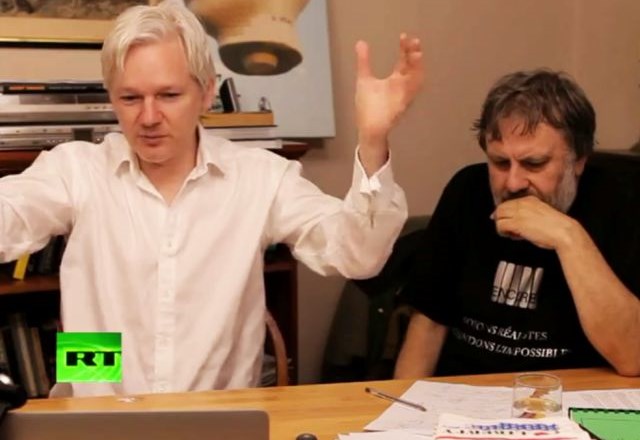 Žižek na Assangeevi novi oddaji Svet jutri.