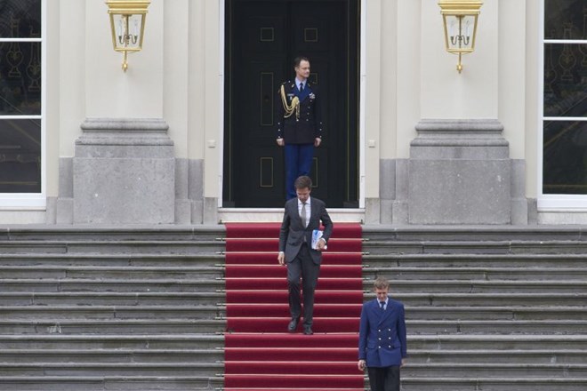 Nizozemska kraljica zaprosila vlado, naj razpusti parlament