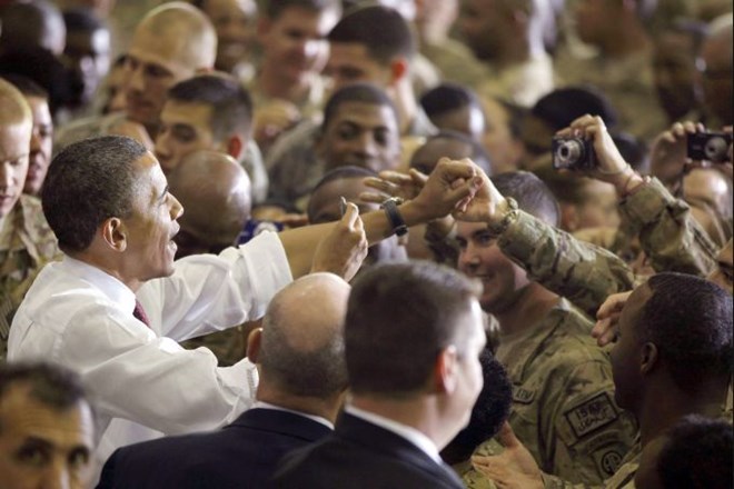 Ameriški predsednik se je srečal z ameriškimi vojaki v bazi Bagram.