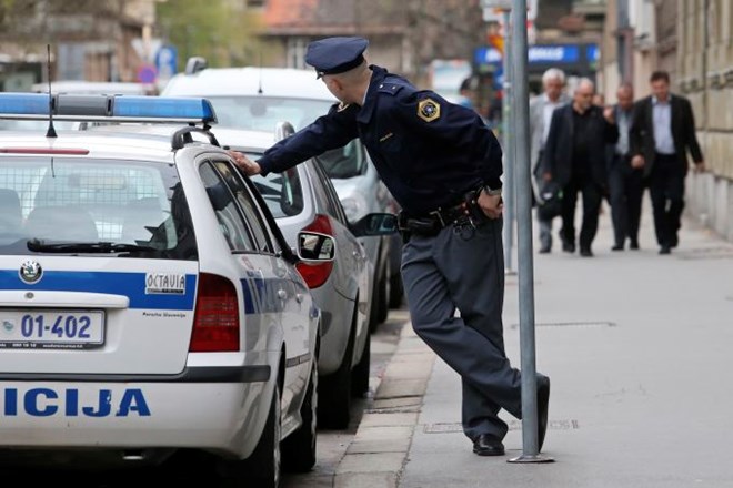 Policija išče morebitne očividce prometne nesreče v Mariboru