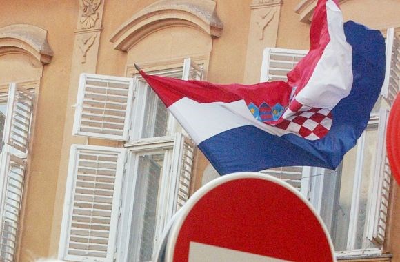 Za hrvaškega ministra ni zavez za reševanje spora o LB v okviru sukcesije