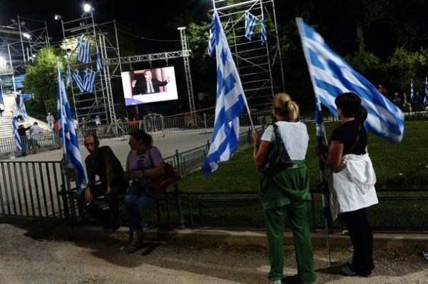 Grške stranke so danes še zadnjič pred nedeljskimi parlamentarnimi volitvami nagovorile svoje volivce.