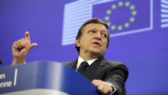 Evropski komisarji pod vodstvom predsednika Evropske komisije Joseja Manuela Barrosa so v izjavi podali pregled ukrepov in...