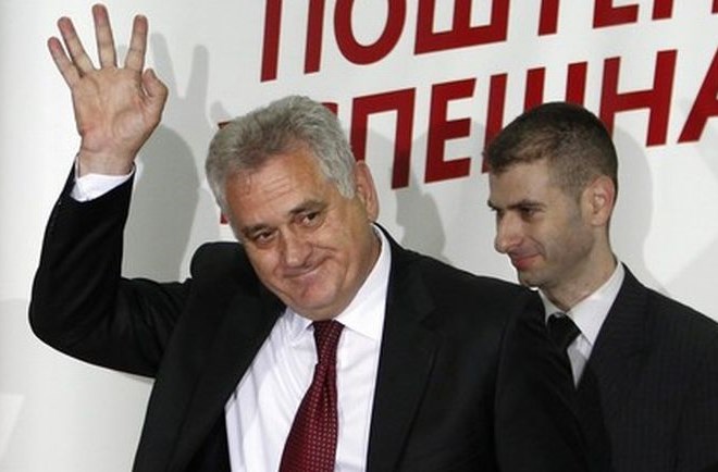 Vodja Srbske napredne stranke (SNS), nacionalist Tomislav Nikolić.