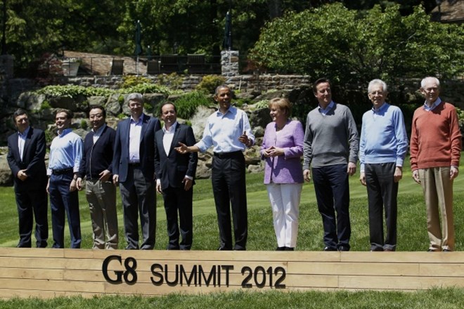Voditelji G8: Grčija naj ostane v evroobmočju, ki naj bo močno in enotno