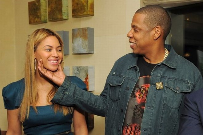 Beyonce in Jay-Z.