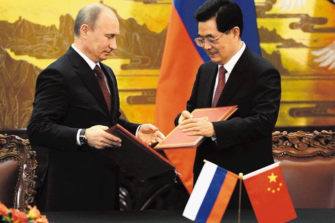Putin in Hu Jintao kot stara prijatelja
