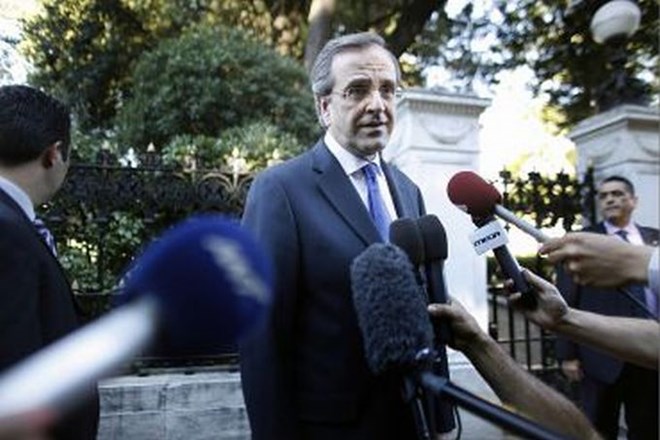 Novi grški premier Antonis Samaras se ne bo udeležil vrha Evropske unije v Bruslju.