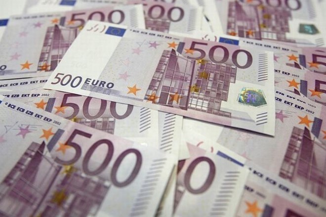 43 odstotkov Nemcev je zadovoljnih z evrov in bi za to valuto glasovali, če bi bilo treba.