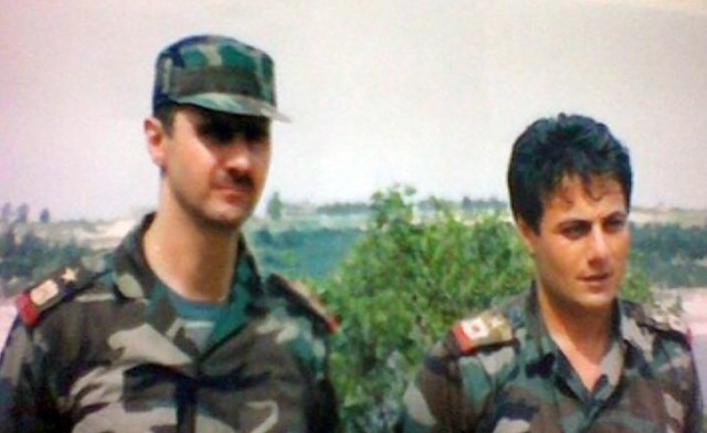 Manaf Tlas (na desni) in Bašar al Asad