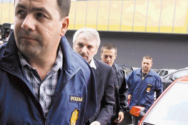 Vladimirja Voduška so po aretaciji v četrtek pripeljali še na njegov Info TV in  opravili preiskavo.