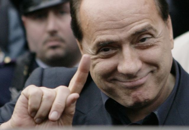 Za Italijane Berlusconi najslabši politik v zadnjem času