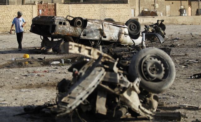 Spopadi med sektami v Iraku danes zahtevali 107 življenj