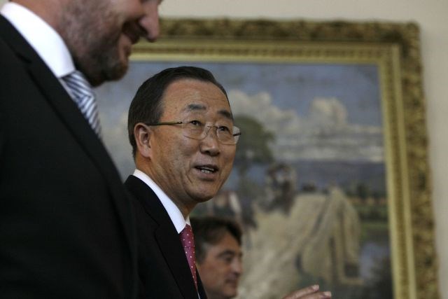 Ban Ki Moon v Sarajevu pozval svet, naj konča "klanje" v Siriji