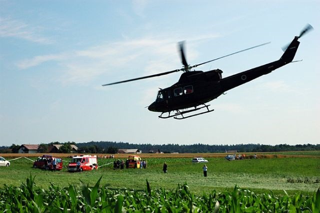 V strmoglavljenju helikopterja v Provansi šest mrtvih