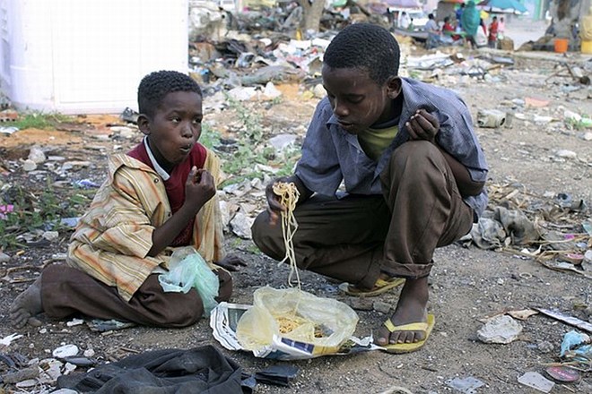 Celica Al Kaide v Somaliji krade otroke in jih vzgaja v teroriste
