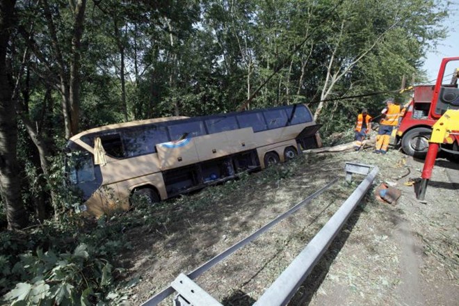 Huda nesreča avtobusa v Belgiji.