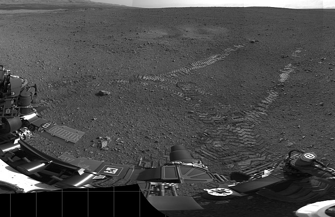 Rover Radovednost opravil svojo prvo vožnjo na Marsu
