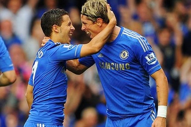 Eden Hazard (levo) in Fernando Torres sta med najbolj zaslužnimi, da so modri prvenstvo začeli s tremi zmagami.