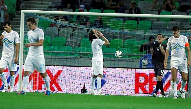 Slovenski nogometaši so bili na prvi tekmi kvalifikacij daleč od točk.