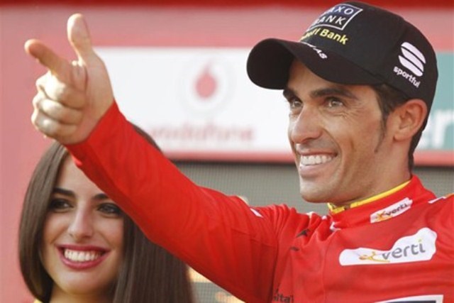 Alberto Contador se je po prestani dopinški kazni zmagovito vrnil v kolesarsko karavano.
