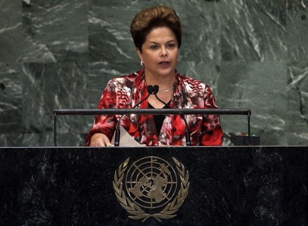 Brazilska predsednica Dilma Rouseff je včeraj v Združenih narodih obsodila "islamofobijo", ki vlada Zahodu.