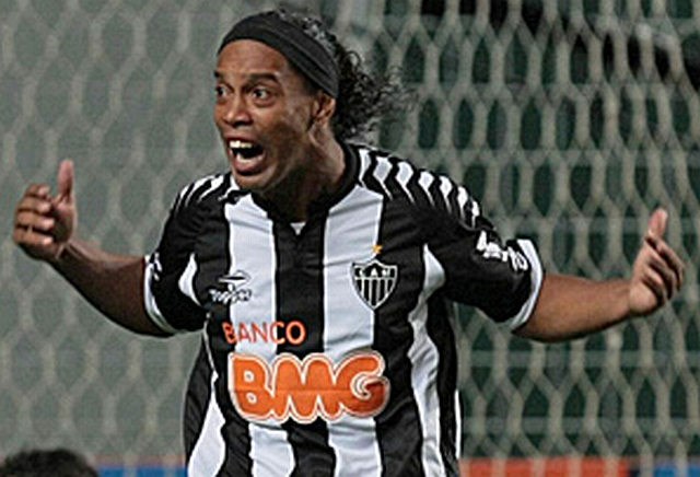 Ronaldinho bo zaradi nevarne igre počival eno tekmo.