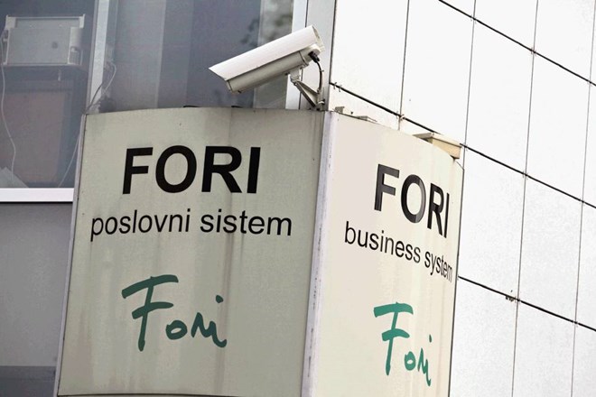 Več podjetij velenjskega poslovneža Milana Forštnerja, ki mu posli v zadnjem  času usihajo,  naj bi pred stečajem...