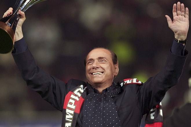 SIlvio Berlusconi že dalj časa išče kupca tretjinskega deleža delnic Milana.