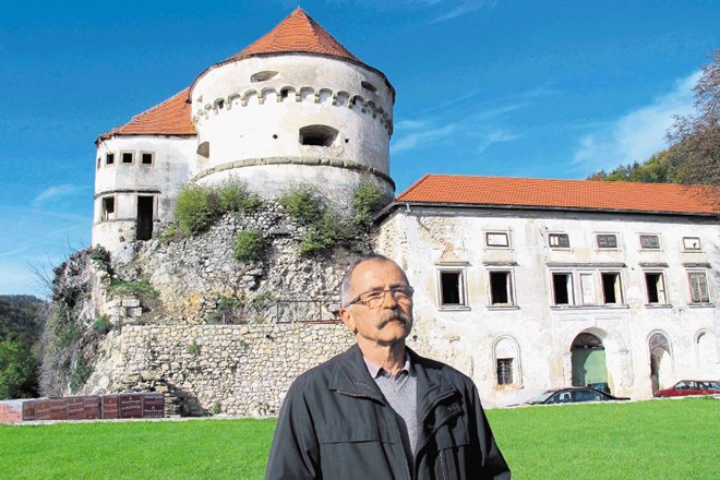 Franci Zidar je vse bolj prepričan, da se z nakupom gradu Lemberg (v ozadju) ni uštel ter da bodo njegova obnova in...
