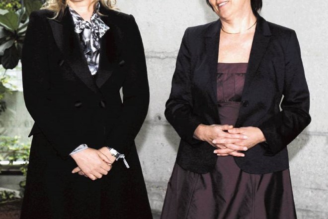 Ada Klemenak (desno), namestnica zdaj že bivše generalne direktorice Dursa Mojce Šircelj (levo), se je vrnila na Durs.Matej...