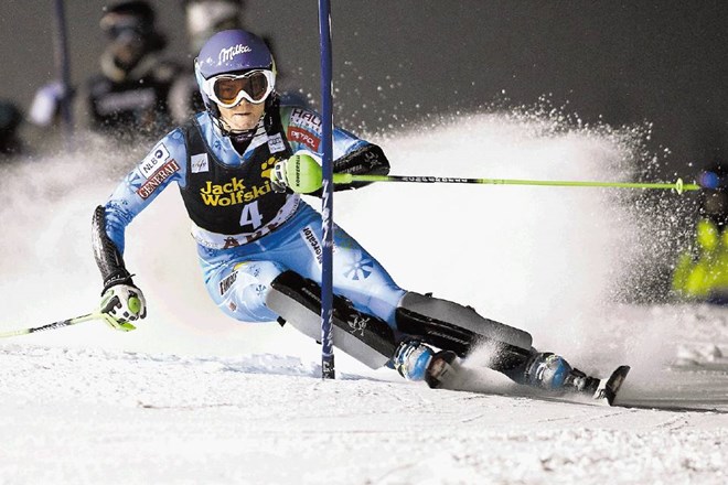 Tina Maze je sinoči v Areju pridrvela do tretjega mesta na slalomu za svetovni pokal. 