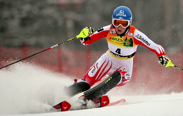 Marlies Schild se je poškodovala v Aasreju na treningu pred včerajšnjim slalomom, sezone pa je zanjo konec. 