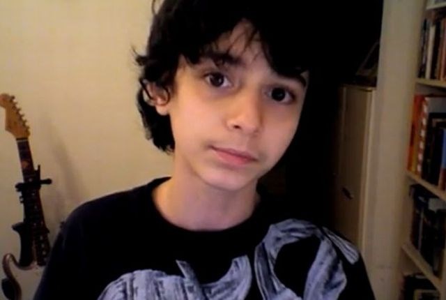 14-letni Justin ve, da se svet lahko spremeni in reši tudi z majhnimi koraki. (Foto: YouTube) 