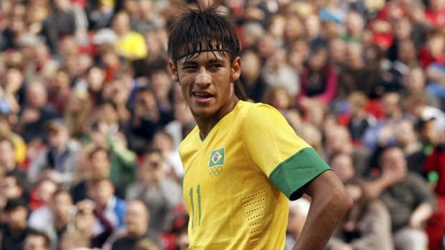 Neymar pri 20 letih zasluži 23 milijonov evrov na leto. 