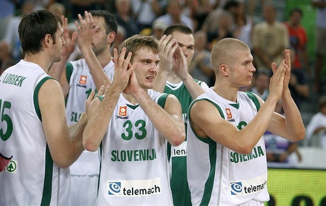Slovenska košarkarska reprezentanca bo pred Eurobasketom odigrala 12 pripravljalnih tekem, večino od teh na domačih tleh. 
