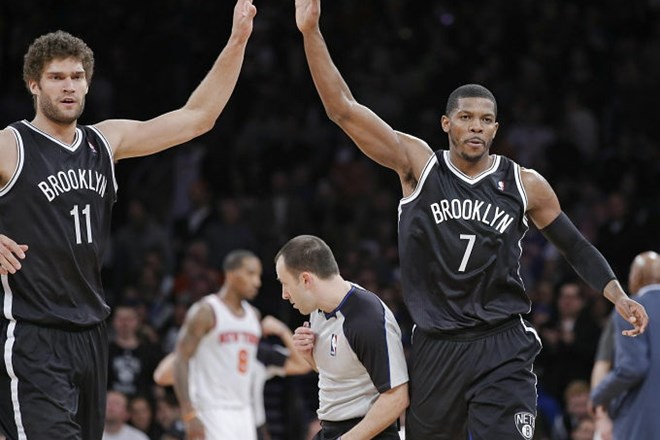 Brooklyn Nets so slavili pri New York Knicks z 88:85. (Foto: Reuters) 