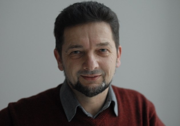 Ivan Štuhec je o zahtevah dela protestnikov, da bi v Sloveniji uvedli »neposredno demokracijo«, dejal, da to »diši po...