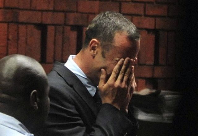 Oscar Pistorius na včerajšnjem zaslišanju (foto: Reuters) 