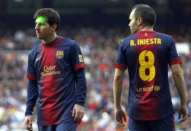 Andres Iniesta (desno) ostaja optimist. (Foto: Reuters) 