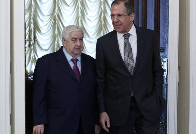 Zunanja ministra Moualem in Lavrov. (foto: Reuters) 