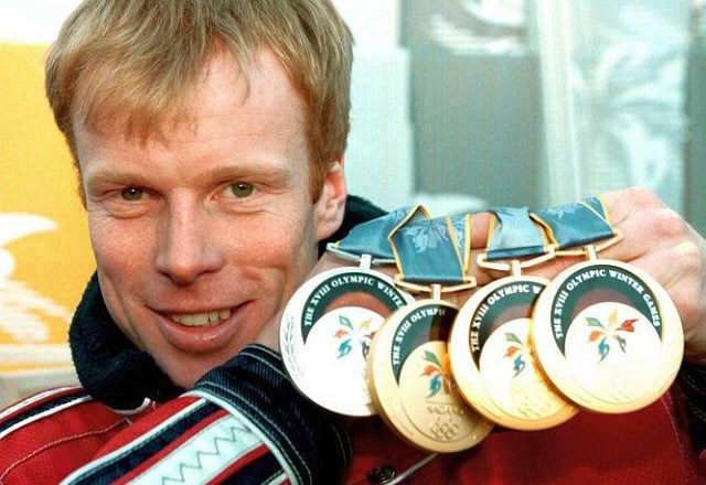 Björn Daehlie velja za najboljšega tekača v zgodovini. Na OI v Naganu je leta 1998 osvojil tri zlate in eno srebrno medaljo....