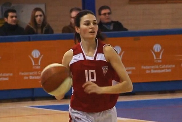 Helena Boada Xairo, dekle kapetana slovenske članske vrste Jake Lakoviča, bi v prihodnosti rada igrala za Slovenijo. (Foto:...