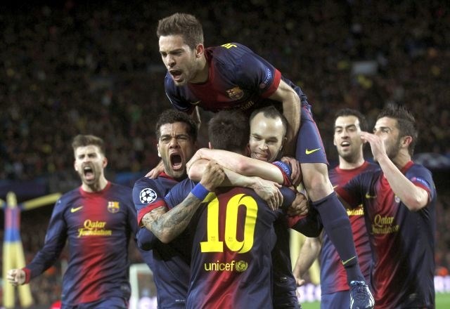 Nogometaši Barcelone so na krilih Lionela Messija s 4:0 premagali Milan in se veselili napredovanja v četrtfinale lige...