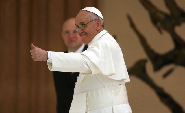 Novi papež Frančišek se je danes v Vatikanu sestal z več sto novinarji z vsega sveta. 