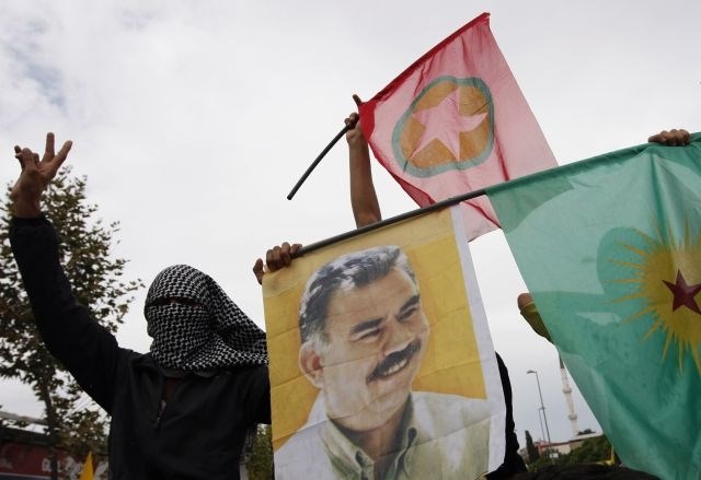 Vodja PKK Öcalan iz zapora pozval k prekinitvi spopadov
