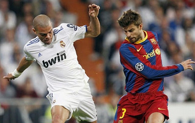 Gerard Pique ne bi imel nič proti, če bi Pepe prišel v Barcelono. (Foto: Reuters) 