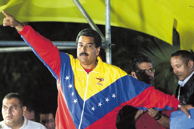 Nicolas Maduro, nekdanji voznik in sindikalist, bo naredil veliko napako, če ne bo hitro dojel, da je stopil v velike...