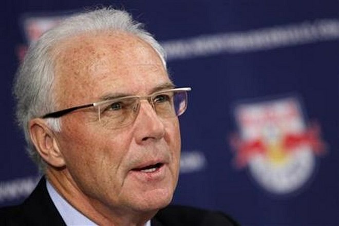 Franz Beckenbauer se je opravičil za izrečene besede. (Foto: Reuters) 