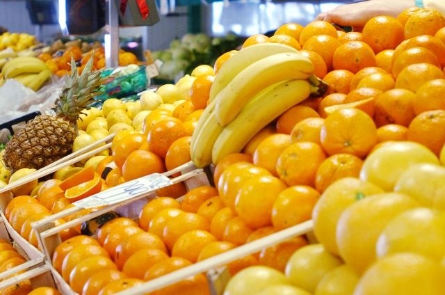 Bruselj predlaga "pametnejša pravila za varnejšo hrano"